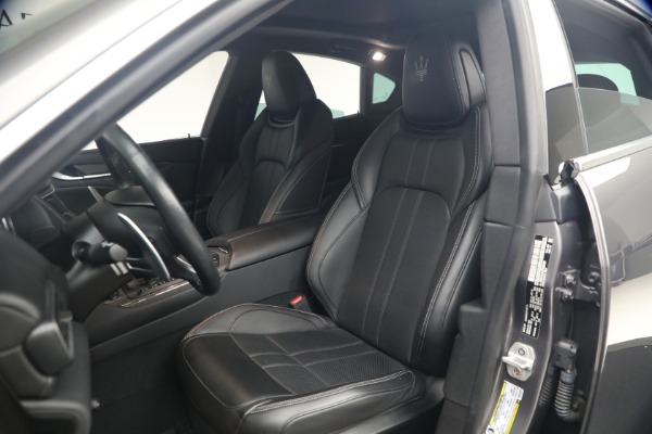 Used 2023 Maserati Levante GT for sale $39,900 at Alfa Romeo of Greenwich in Greenwich CT 06830 13