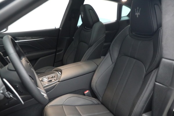 New 2023 Maserati Levante GT for sale $103,545 at Alfa Romeo of Greenwich in Greenwich CT 06830 14