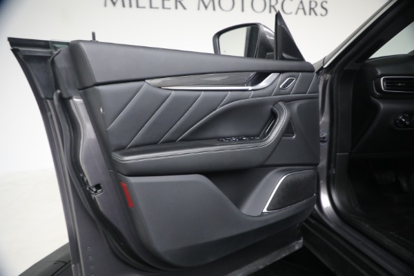 Used 2023 Maserati Levante GT for sale $39,900 at Alfa Romeo of Greenwich in Greenwich CT 06830 23