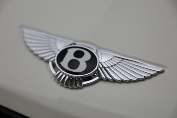 New 2023 Bentley Bentayga EWB V8 for sale $273,455 at Alfa Romeo of Greenwich in Greenwich CT 06830 20