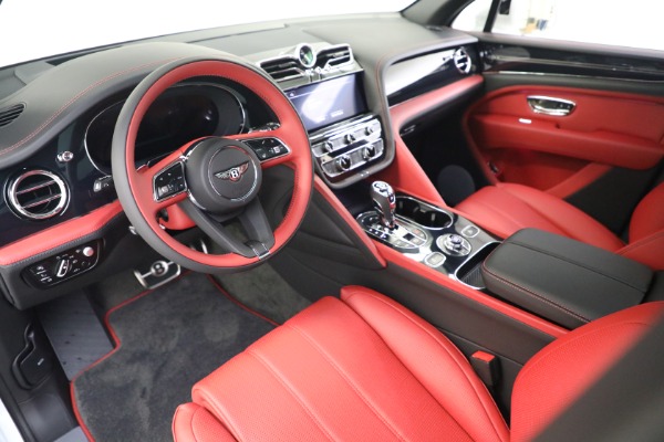 New 2023 Bentley Bentayga EWB V8 for sale $273,455 at Alfa Romeo of Greenwich in Greenwich CT 06830 23