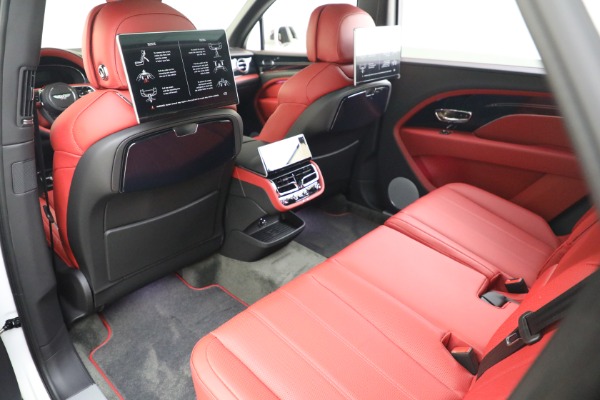 New 2023 Bentley Bentayga EWB V8 for sale $273,455 at Alfa Romeo of Greenwich in Greenwich CT 06830 26