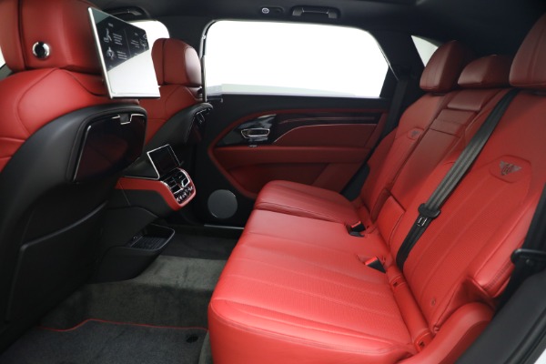 New 2023 Bentley Bentayga EWB V8 for sale $273,455 at Alfa Romeo of Greenwich in Greenwich CT 06830 27