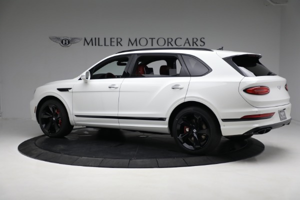 New 2023 Bentley Bentayga EWB V8 for sale $273,455 at Alfa Romeo of Greenwich in Greenwich CT 06830 7