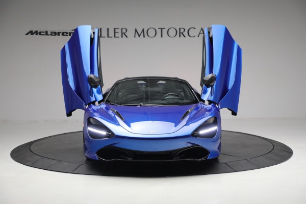 New 2023 McLaren 720S Spider Performance for sale $407,510 at Alfa Romeo of Greenwich in Greenwich CT 06830 11