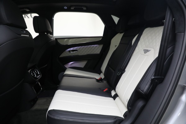 New 2023 Bentley Bentayga V8 Azure for sale Sold at Alfa Romeo of Greenwich in Greenwich CT 06830 25