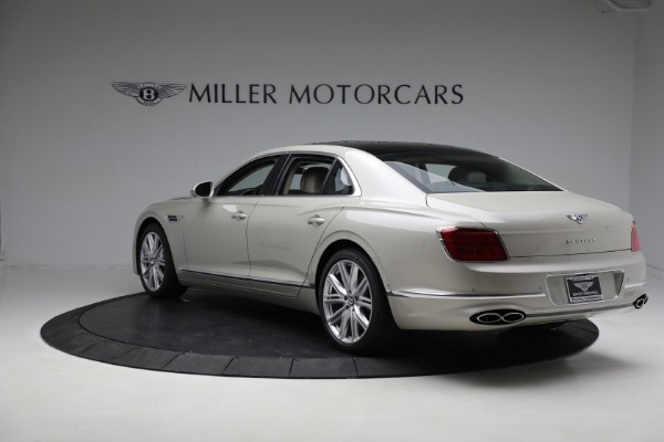New 2023 Bentley Flying Spur V8 for sale $246,365 at Alfa Romeo of Greenwich in Greenwich CT 06830 4