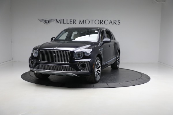 Used 2023 Bentley Bentayga EWB Azure for sale $179,900 at Alfa Romeo of Greenwich in Greenwich CT 06830 16