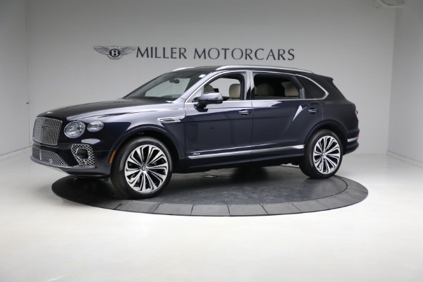 Used 2023 Bentley Bentayga EWB Azure for sale $179,900 at Alfa Romeo of Greenwich in Greenwich CT 06830 2