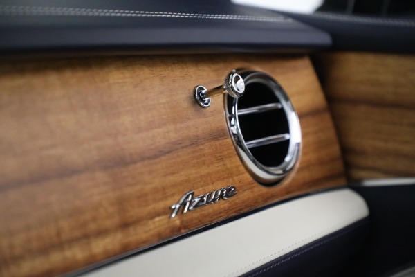 Used 2023 Bentley Bentayga EWB Azure for sale $219,900 at Alfa Romeo of Greenwich in Greenwich CT 06830 26
