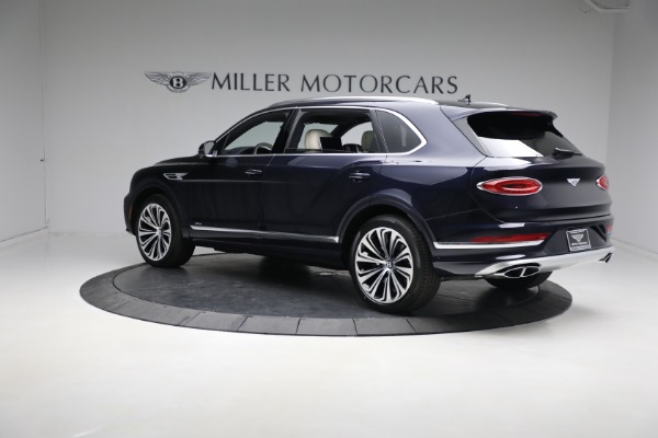 Used 2023 Bentley Bentayga EWB Azure for sale $179,900 at Alfa Romeo of Greenwich in Greenwich CT 06830 6