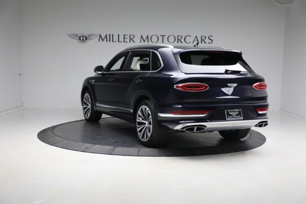 Used 2023 Bentley Bentayga EWB Azure for sale $179,900 at Alfa Romeo of Greenwich in Greenwich CT 06830 7