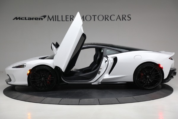 New 2023 McLaren GT Luxe for sale $222,890 at Alfa Romeo of Greenwich in Greenwich CT 06830 18