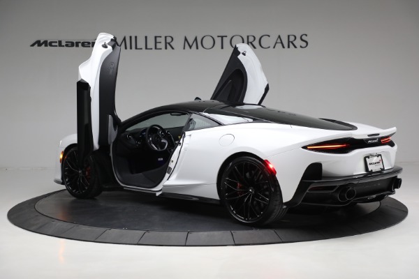 New 2023 McLaren GT Luxe for sale $222,890 at Alfa Romeo of Greenwich in Greenwich CT 06830 19