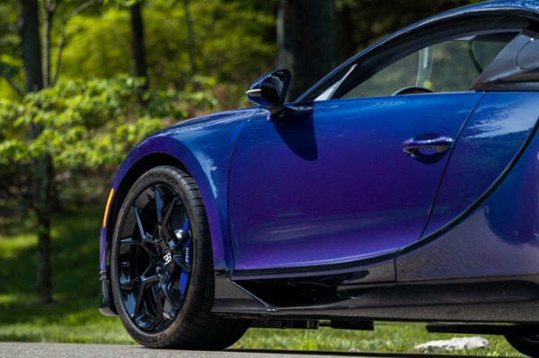 Used 2018 Bugatti Chiron for sale $3,575,000 at Alfa Romeo of Greenwich in Greenwich CT 06830 12