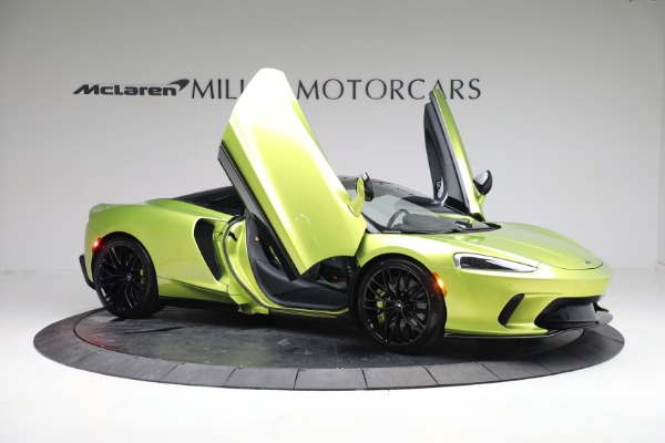 New 2023 McLaren GT Luxe for sale $234,030 at Alfa Romeo of Greenwich in Greenwich CT 06830 22