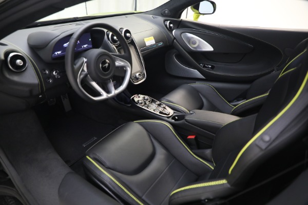 New 2023 McLaren GT Luxe for sale $234,030 at Alfa Romeo of Greenwich in Greenwich CT 06830 23
