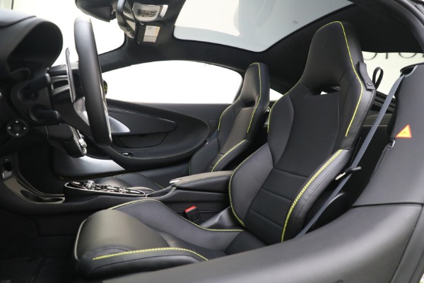 New 2023 McLaren GT Luxe for sale $234,030 at Alfa Romeo of Greenwich in Greenwich CT 06830 25