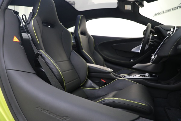 New 2023 McLaren GT Luxe for sale $234,030 at Alfa Romeo of Greenwich in Greenwich CT 06830 28