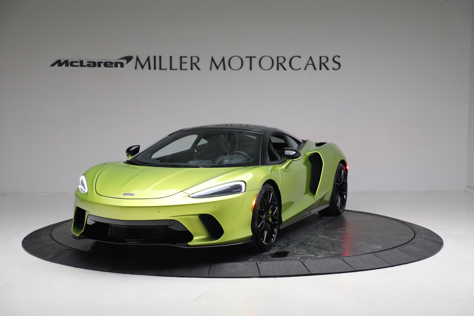 New 2023 McLaren GT Luxe for sale $234,030 at Alfa Romeo of Greenwich in Greenwich CT 06830 1