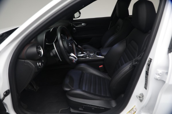 Used 2023 Alfa Romeo Giulia Estrema for sale $32,900 at Alfa Romeo of Greenwich in Greenwich CT 06830 16
