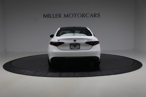 Used 2023 Alfa Romeo Giulia Estrema for sale $32,900 at Alfa Romeo of Greenwich in Greenwich CT 06830 6