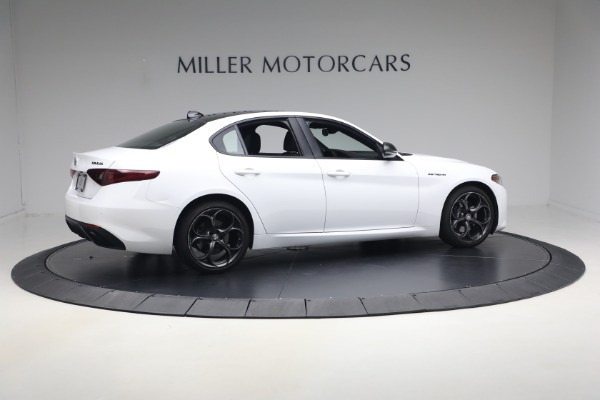 Used 2023 Alfa Romeo Giulia Estrema for sale $32,900 at Alfa Romeo of Greenwich in Greenwich CT 06830 8