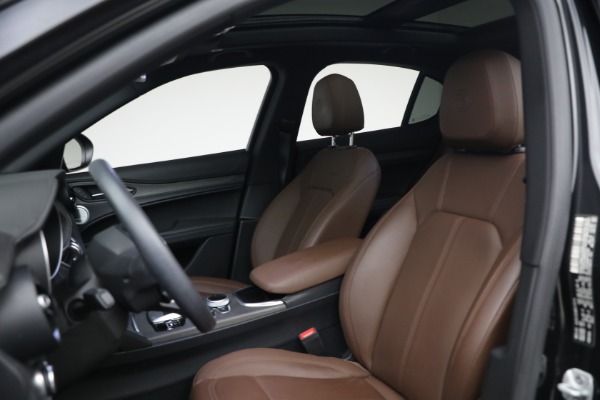 Used 2023 Alfa Romeo Stelvio Ti for sale $32,900 at Alfa Romeo of Greenwich in Greenwich CT 06830 15