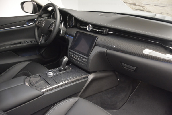 New 2017 Maserati Quattroporte S Q4 GranLusso for sale Sold at Alfa Romeo of Greenwich in Greenwich CT 06830 21