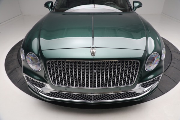 New 2022 Bentley Flying Spur Hybrid for sale $238,900 at Alfa Romeo of Greenwich in Greenwich CT 06830 15