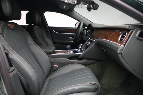 Used 2022 Bentley Flying Spur Hybrid for sale $214,900 at Alfa Romeo of Greenwich in Greenwich CT 06830 28