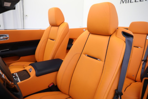Used 2017 Rolls-Royce Dawn for sale $269,900 at Alfa Romeo of Greenwich in Greenwich CT 06830 19