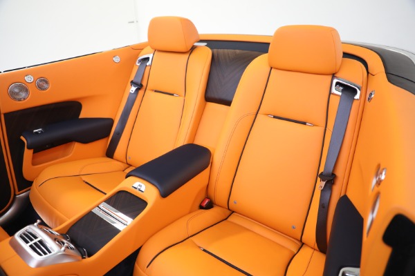 Used 2017 Rolls-Royce Dawn for sale $269,900 at Alfa Romeo of Greenwich in Greenwich CT 06830 21