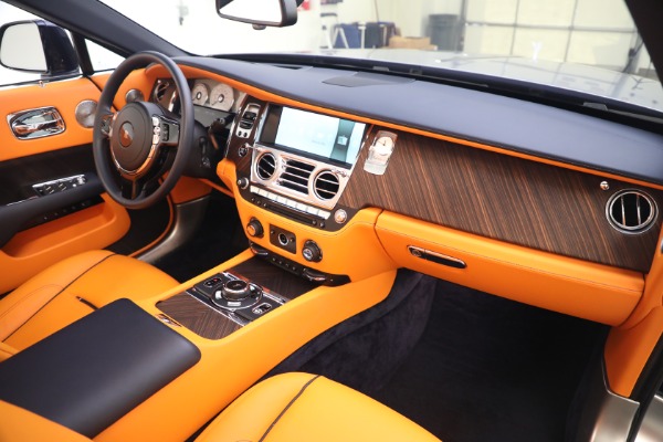 Used 2017 Rolls-Royce Dawn for sale $269,900 at Alfa Romeo of Greenwich in Greenwich CT 06830 23