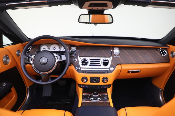 Used 2017 Rolls-Royce Dawn for sale $269,900 at Alfa Romeo of Greenwich in Greenwich CT 06830 28