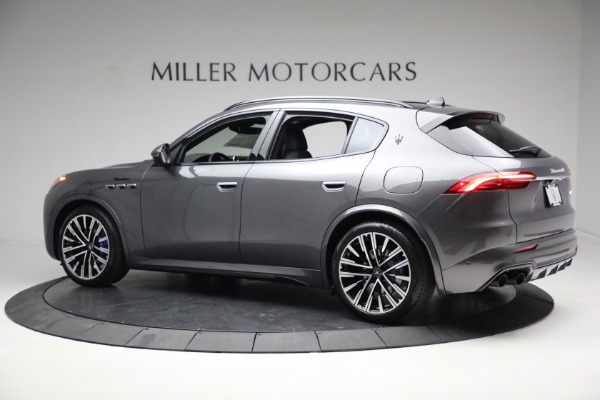 New 2023 Maserati Grecale Modena for sale $79,995 at Alfa Romeo of Greenwich in Greenwich CT 06830 4