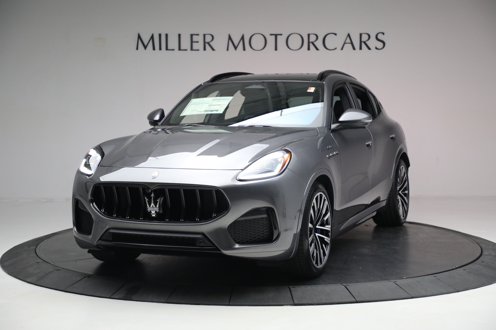 New 2023 Maserati Grecale Modena for sale $79,995 at Alfa Romeo of Greenwich in Greenwich CT 06830 1