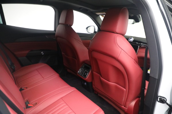 New 2023 Maserati Grecale Modena for sale $75,251 at Alfa Romeo of Greenwich in Greenwich CT 06830 25