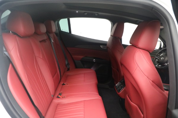 New 2023 Maserati Grecale Modena for sale $75,251 at Alfa Romeo of Greenwich in Greenwich CT 06830 26