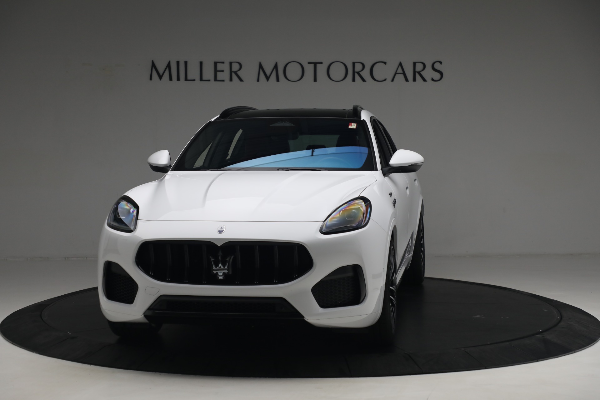 New 2023 Maserati Grecale Modena for sale $75,251 at Alfa Romeo of Greenwich in Greenwich CT 06830 1