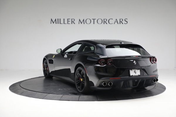 Used 2018 Ferrari GTC4Lusso for sale $227,900 at Alfa Romeo of Greenwich in Greenwich CT 06830 5
