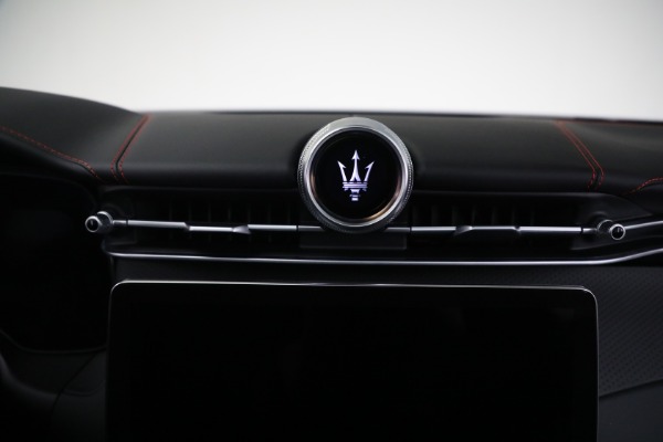 New 2023 Maserati Grecale Modena for sale Sold at Alfa Romeo of Greenwich in Greenwich CT 06830 24