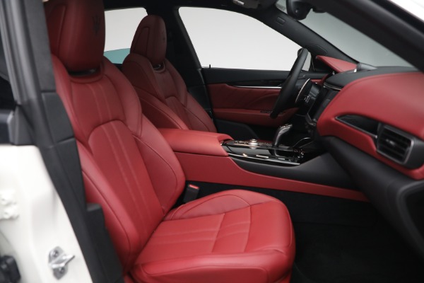 New 2023 Maserati Levante GT for sale Sold at Alfa Romeo of Greenwich in Greenwich CT 06830 20