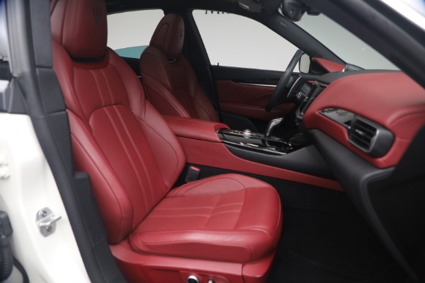 Used 2023 Maserati Levante GT for sale $46,900 at Alfa Romeo of Greenwich in Greenwich CT 06830 14