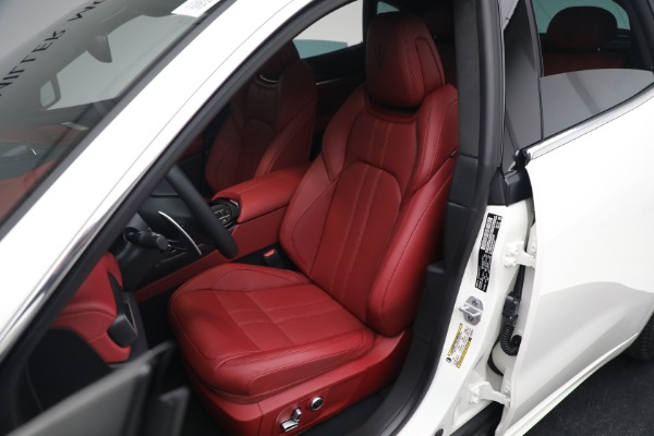 New 2023 Maserati Levante GT for sale $102,135 at Alfa Romeo of Greenwich in Greenwich CT 06830 15