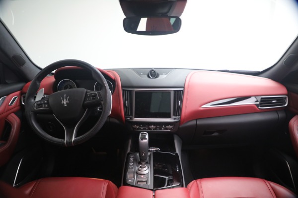 Used 2023 Maserati Levante GT for sale $46,900 at Alfa Romeo of Greenwich in Greenwich CT 06830 21