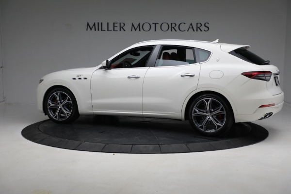 New 2023 Maserati Levante GT for sale $102,135 at Alfa Romeo of Greenwich in Greenwich CT 06830 4