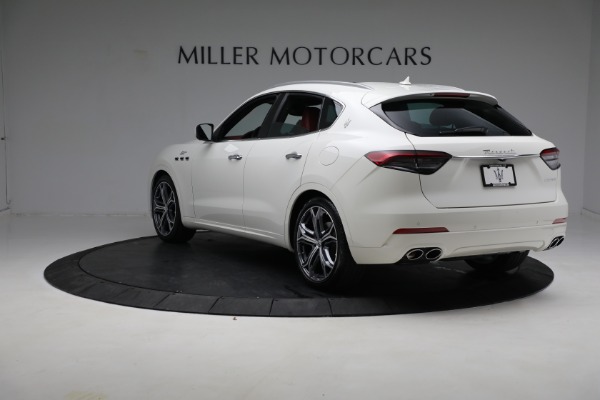 New 2023 Maserati Levante GT for sale $102,135 at Alfa Romeo of Greenwich in Greenwich CT 06830 5