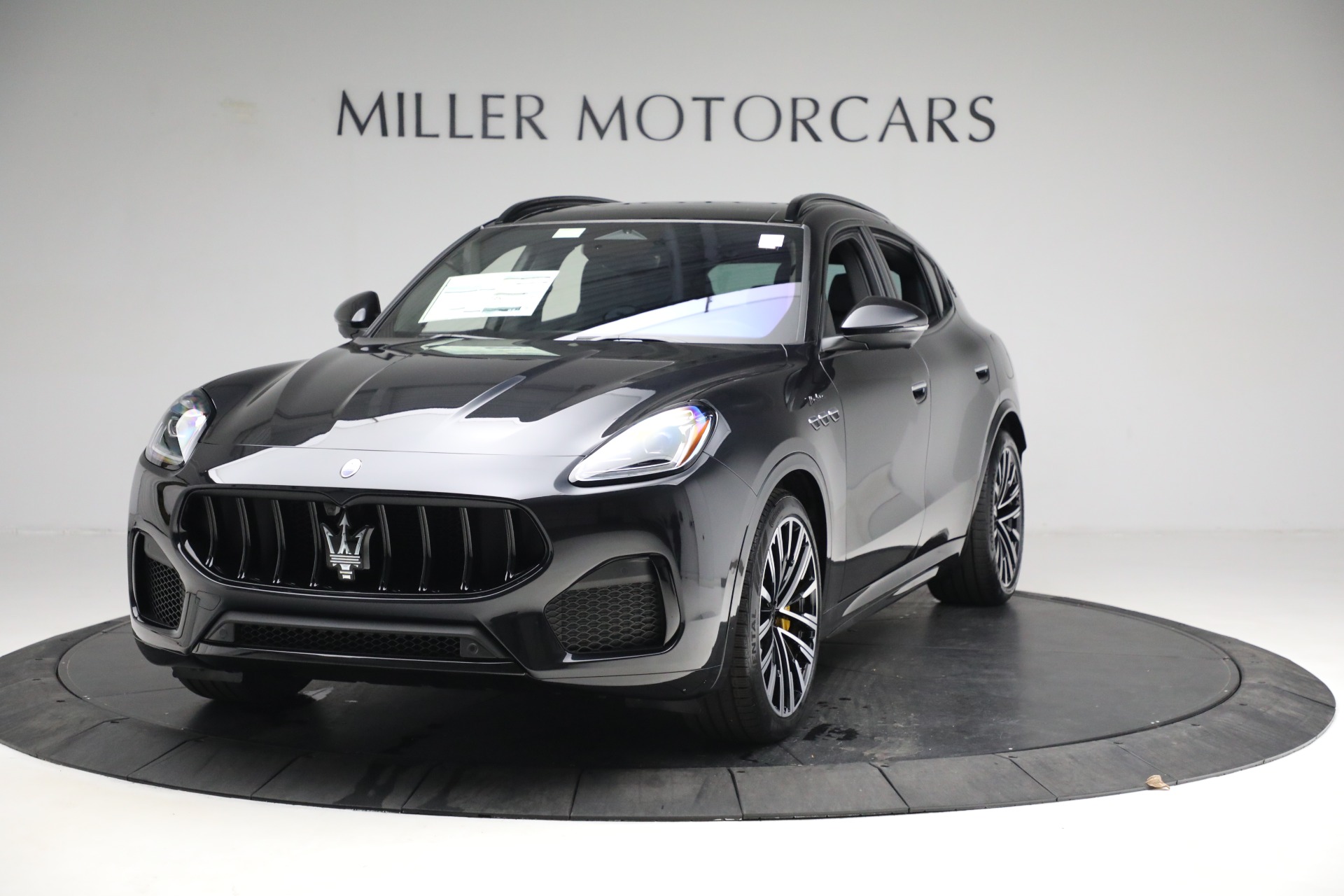 New 2023 Maserati Grecale Modena for sale $94,255 at Alfa Romeo of Greenwich in Greenwich CT 06830 1