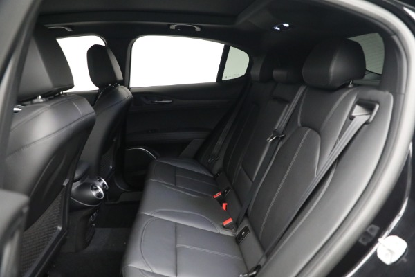 New 2023 Alfa Romeo Stelvio Sprint for sale $54,075 at Alfa Romeo of Greenwich in Greenwich CT 06830 15